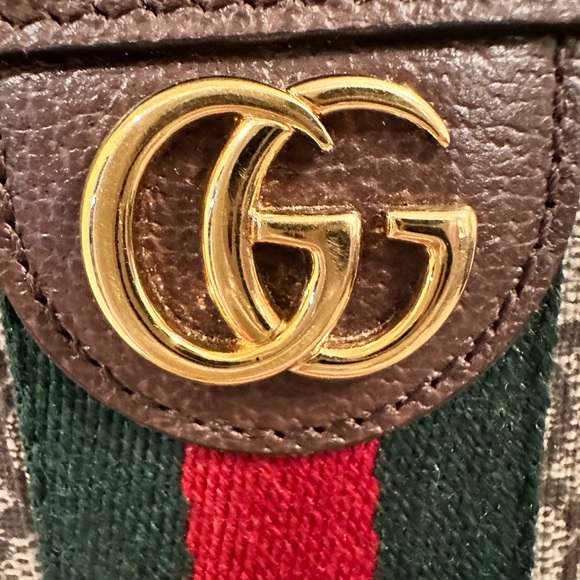 Gucci GG Supreme Monogram Vanity Cosmetic Case - Picture 2 of 8